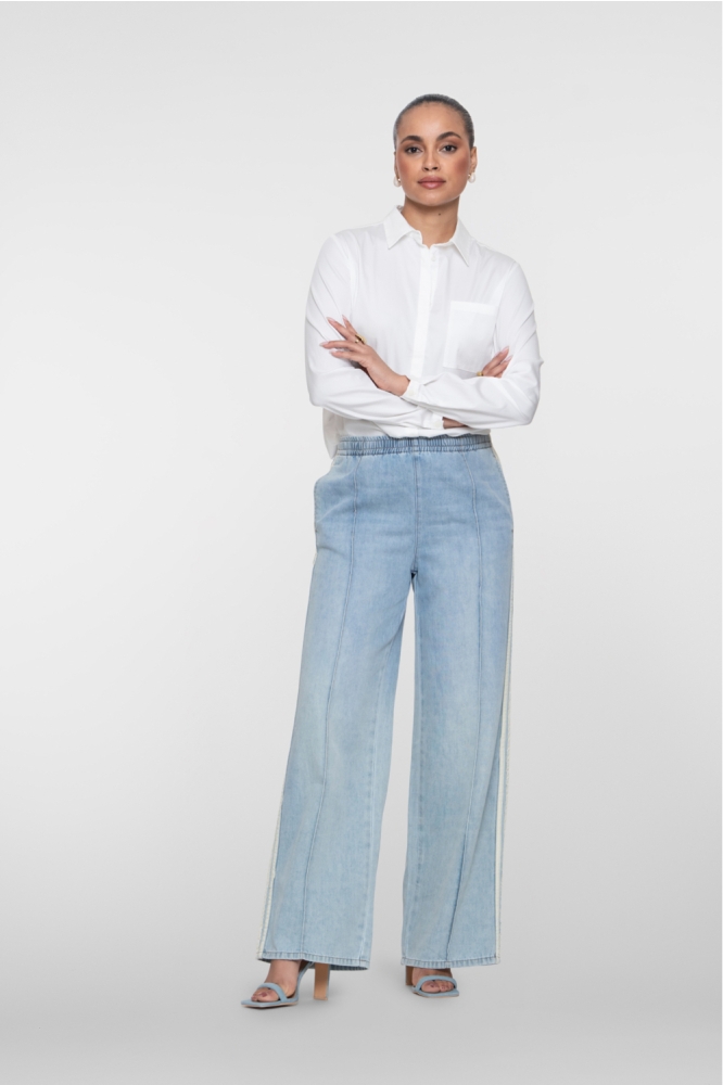 Geisha blauwe dames jeans | Model