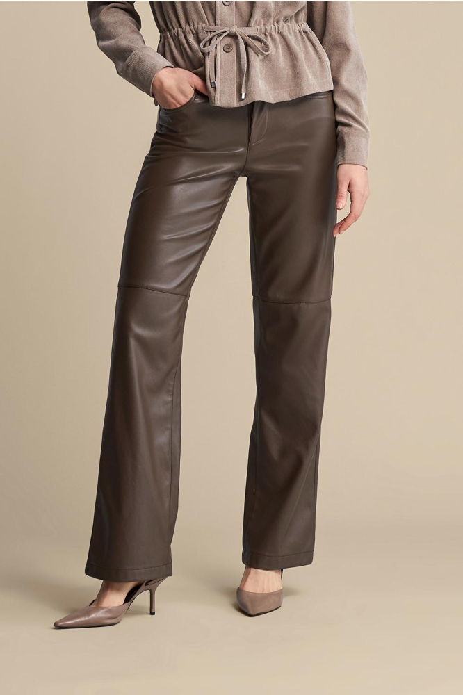 Red Button bruine dames broek | Model vooraanzicht
