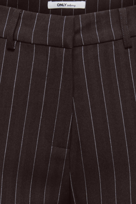 Only bruine dames broek | Close up