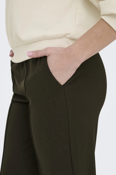 Only bruine dames broek | Close up