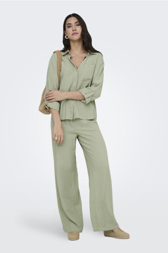 Jacqueline de Yong groene dames broek | Model