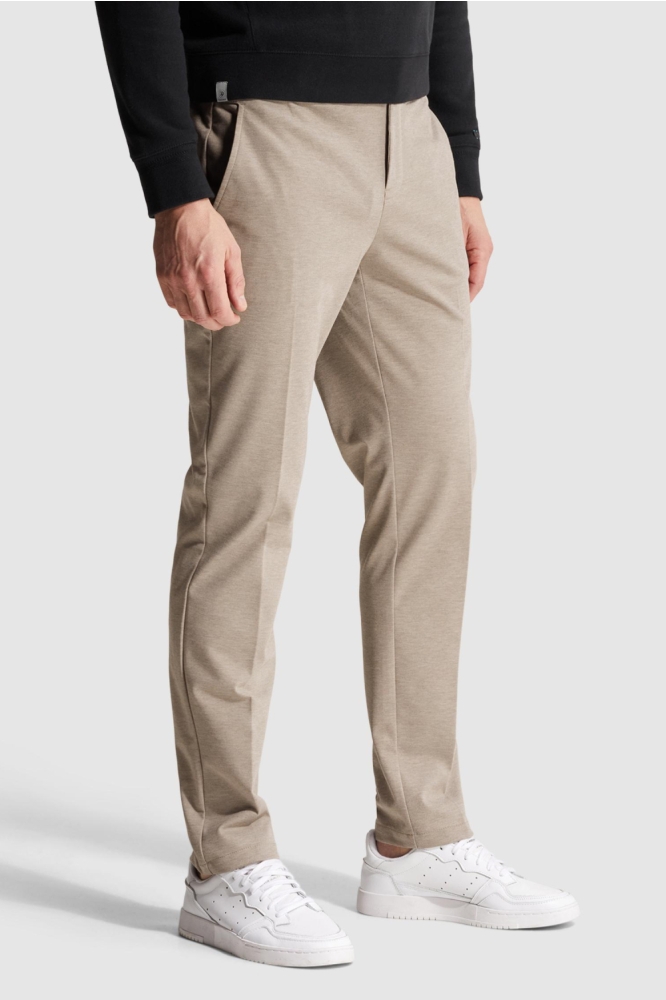 Cast Iron zand heren broek | Model zijaanzicht