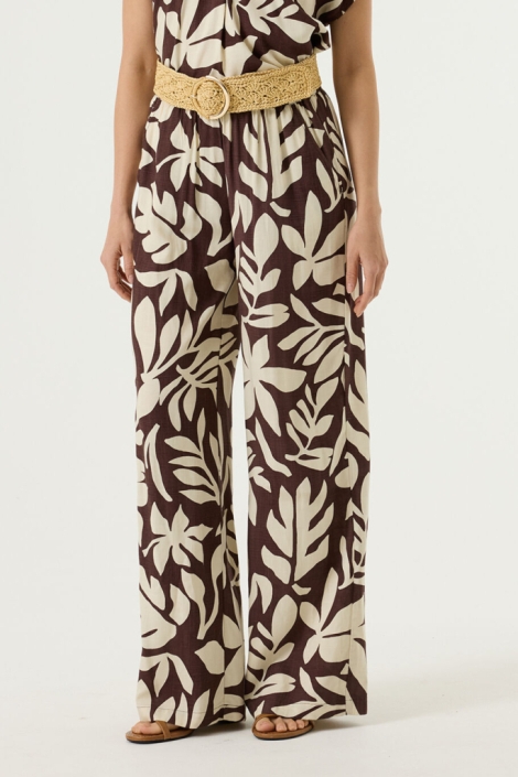 Garcia bruine dames broek | Model vooraanzicht