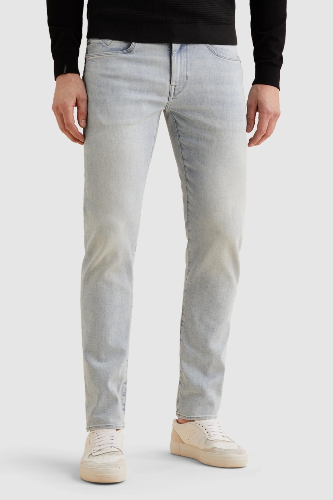 Vanguard blauwe heren jeans | Model vooraanzicht