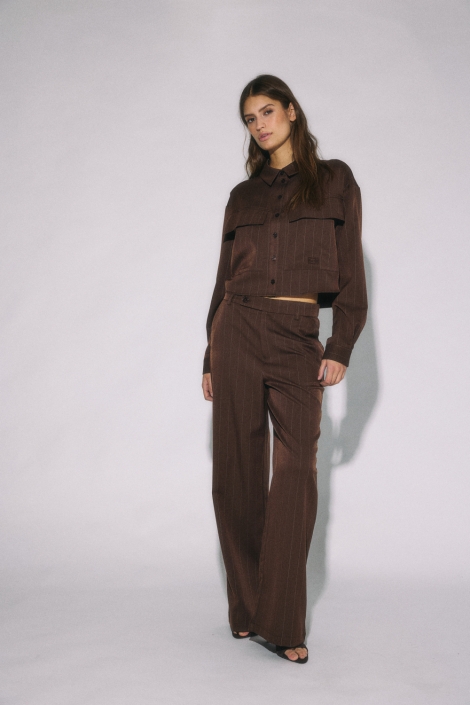 Noisy may bruine dames broek | Model