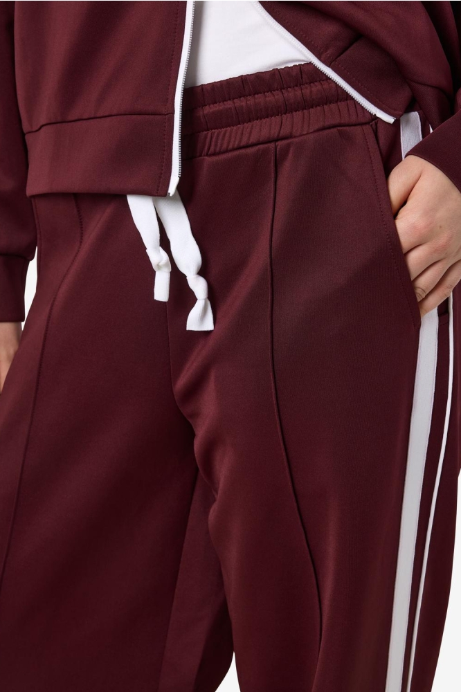 Noisy may bordeaux dames broek | Close up