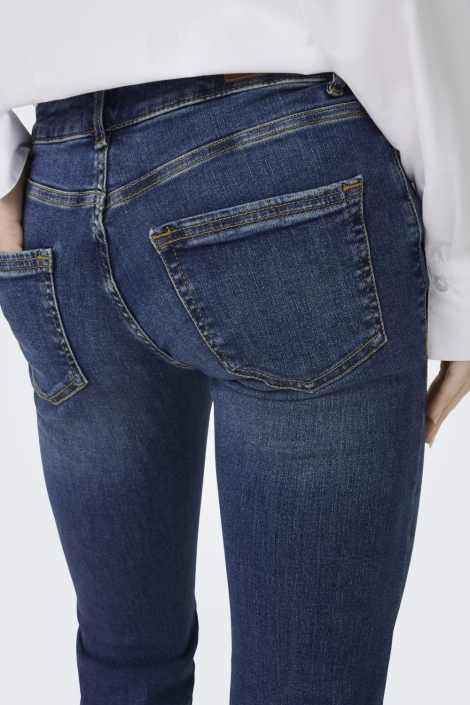 Only blauwe dames jeans | Close up