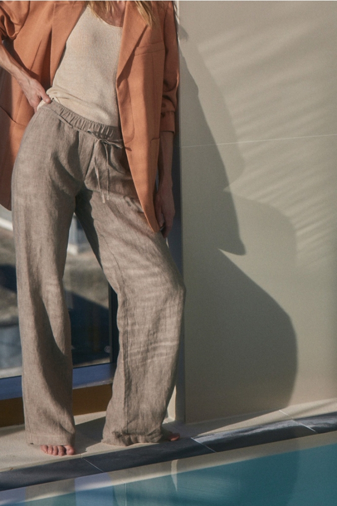 Mac camel dames broek | Sfeerbeeld, In situatie