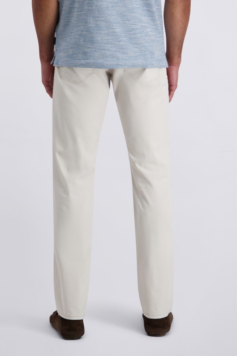 Pierre Cardin beige heren broek | Model achteraanzicht