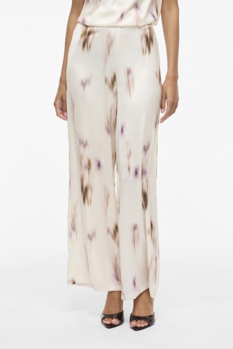 Vila ecru dames broek | Model vooraanzicht