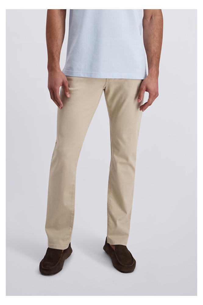 Pierre Cardin taupe heren jeans | Model vooraanzicht