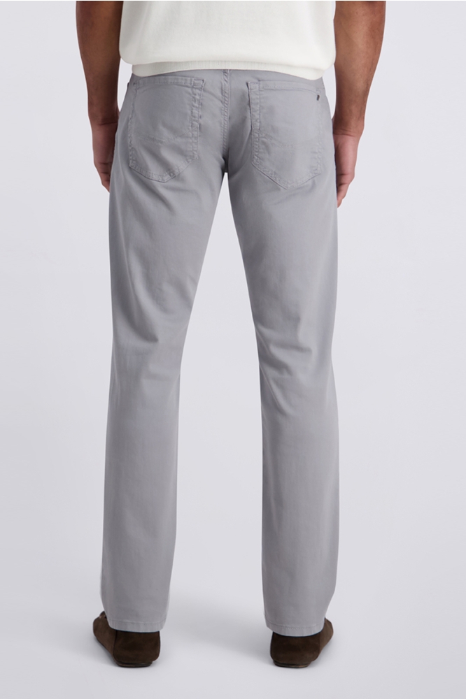 Pierre Cardin grijze heren jeans | Model achteraanzicht