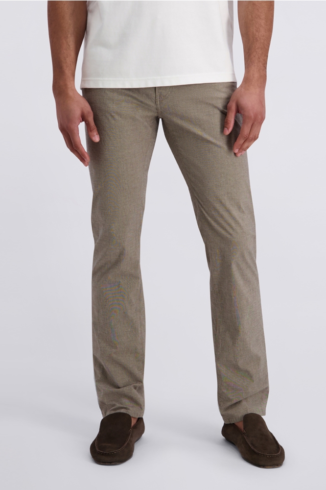 Pierre Cardin taupe heren jeans | Model vooraanzicht