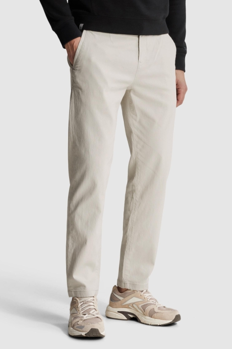 Cast Iron beige heren broek | Model zijaanzicht