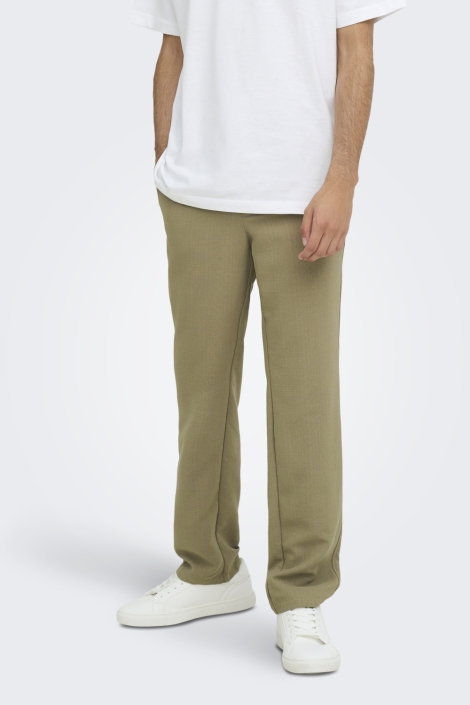 Only & Sons taupe heren broek | Model vooraanzicht