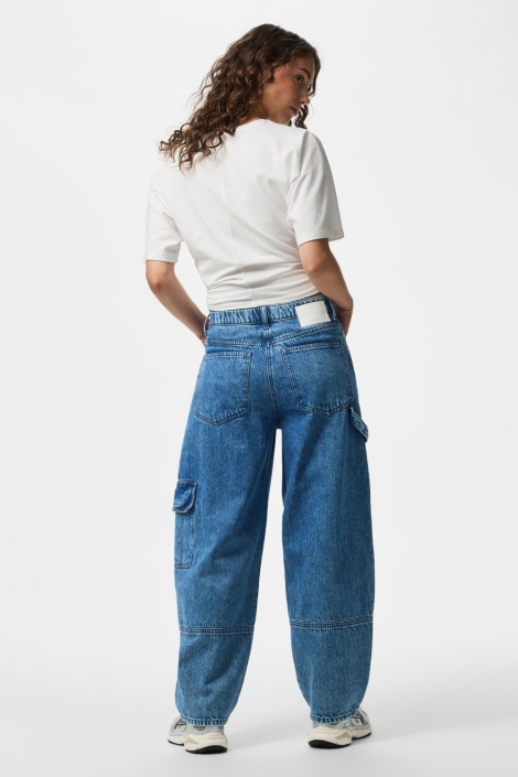 Pieces blauwe dames jeans | Model achteraanzicht