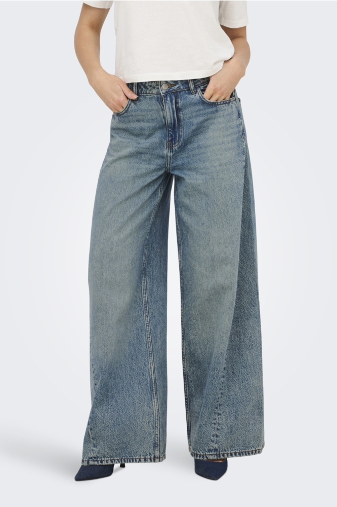 Jacqueline de Yong blauwe dames jeans | Model vooraanzicht