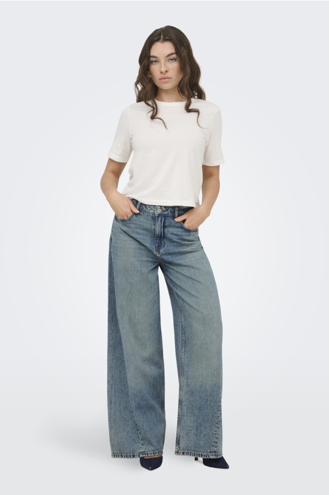 Jacqueline de Yong blauwe dames jeans | Model