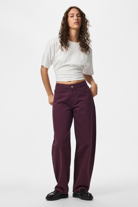 Pieces bordeaux dames jeans | Model