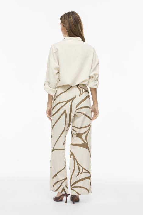 Vila beige dames broek | Model achteraanzicht