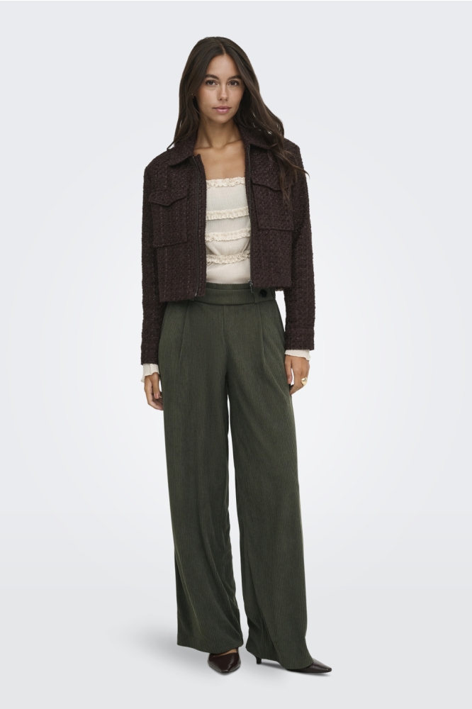 Jacqueline de Yong groene dames broek | Model