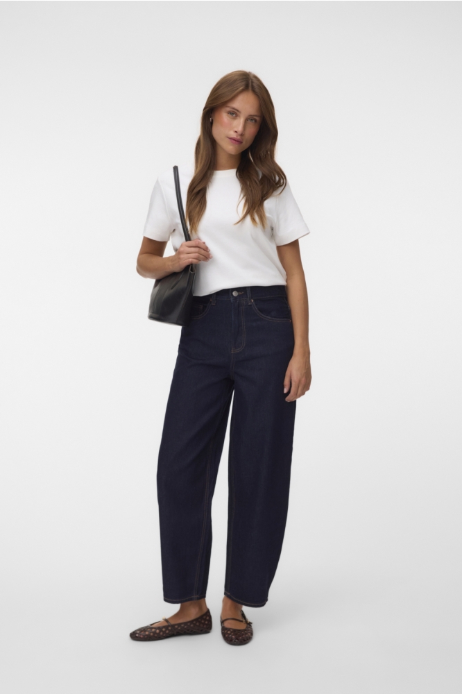 Vero Moda blauwe dames jeans | Model