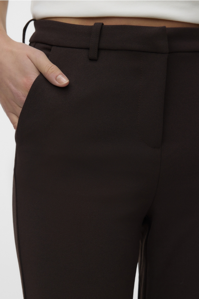 Vero Moda bruine dames broek | Close up