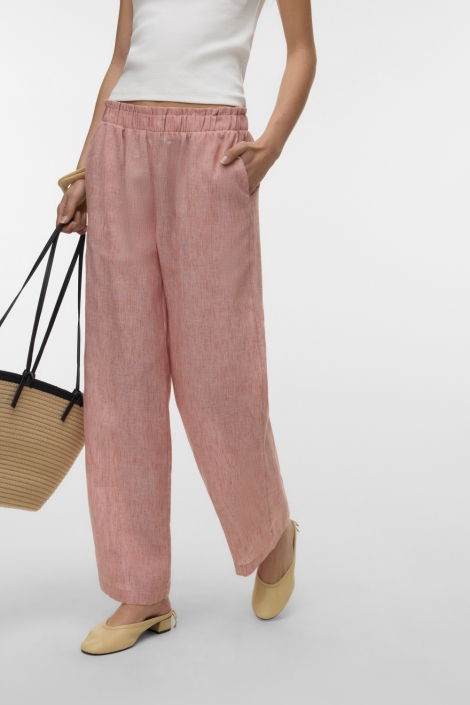 Vero Moda roze dames broek | Model vooraanzicht