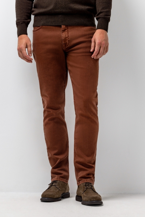 State of Art rode heren broek | Model vooraanzicht