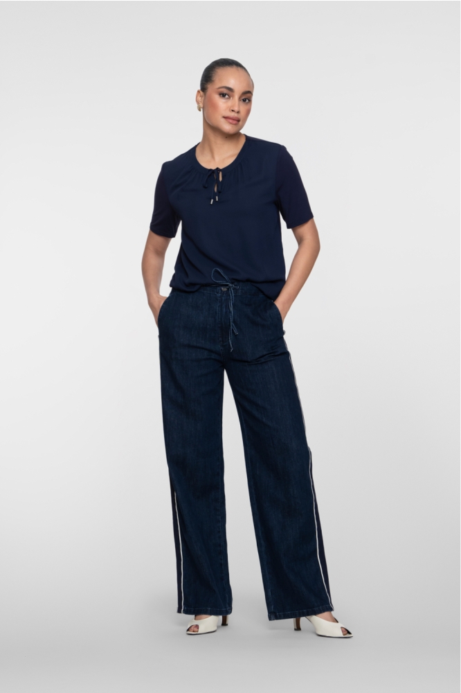 Geisha blauwe dames jeans | Model