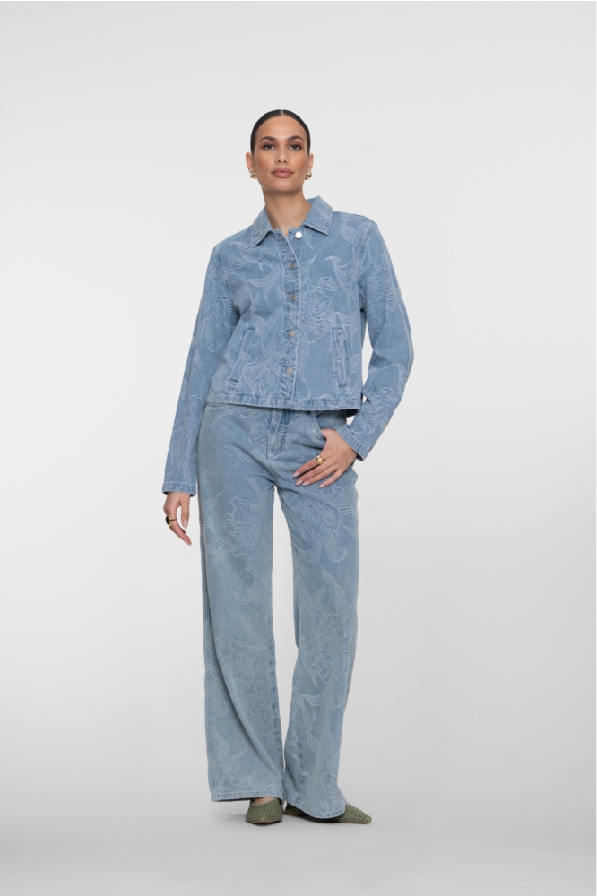 Geisha blauwe dames jeans | Model