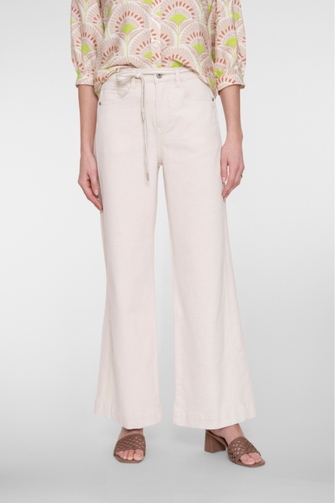 Geisha beige dames jeans | Model vooraanzicht