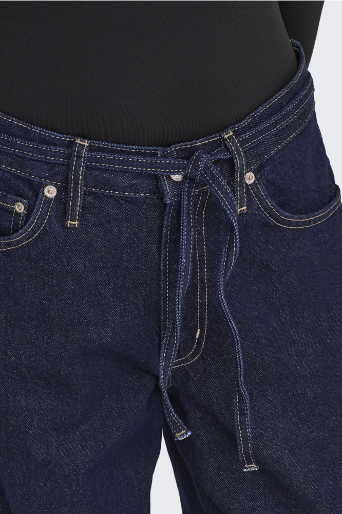 Only blauwe dames jeans | Close up
