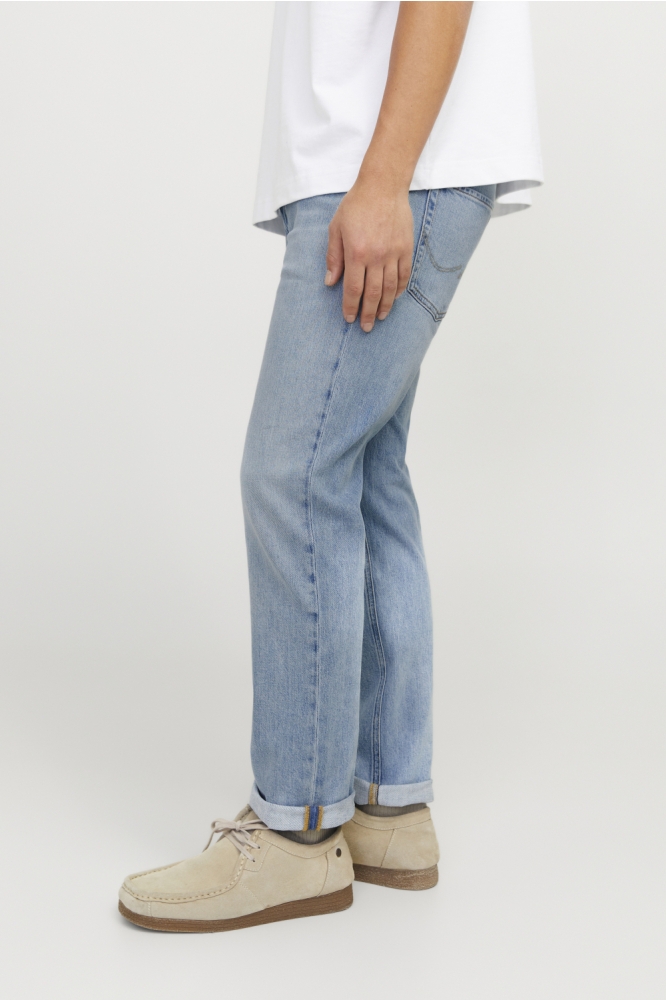 Jack & Jones blauwe heren jeans | Model zijaanzicht