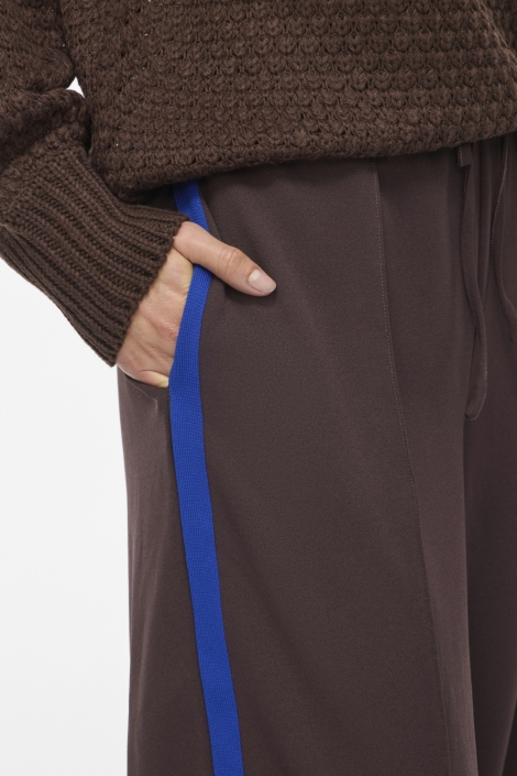 Vila bruine dames broek | Close up