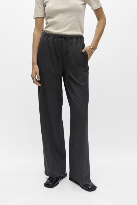 Object grijze dames broek | Model vooraanzicht