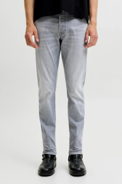 Jack & Jones grijze heren jeans | Model vooraanzicht