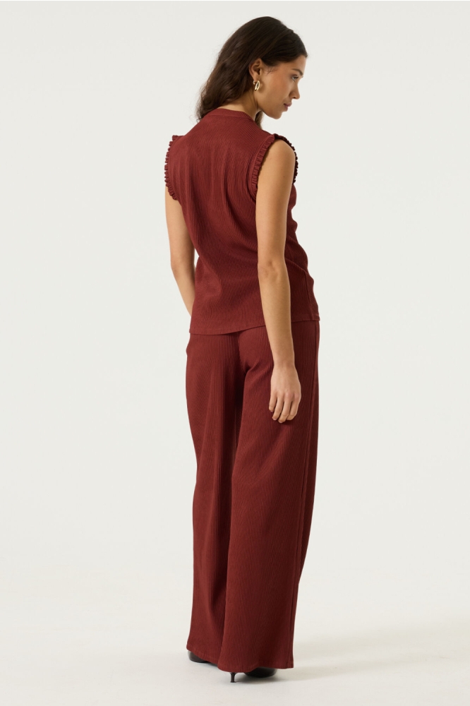 Garcia rode dames broek | Model