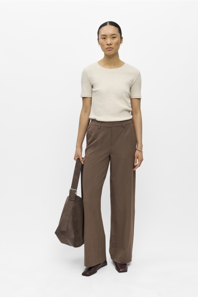 Object bruine dames broek | Model