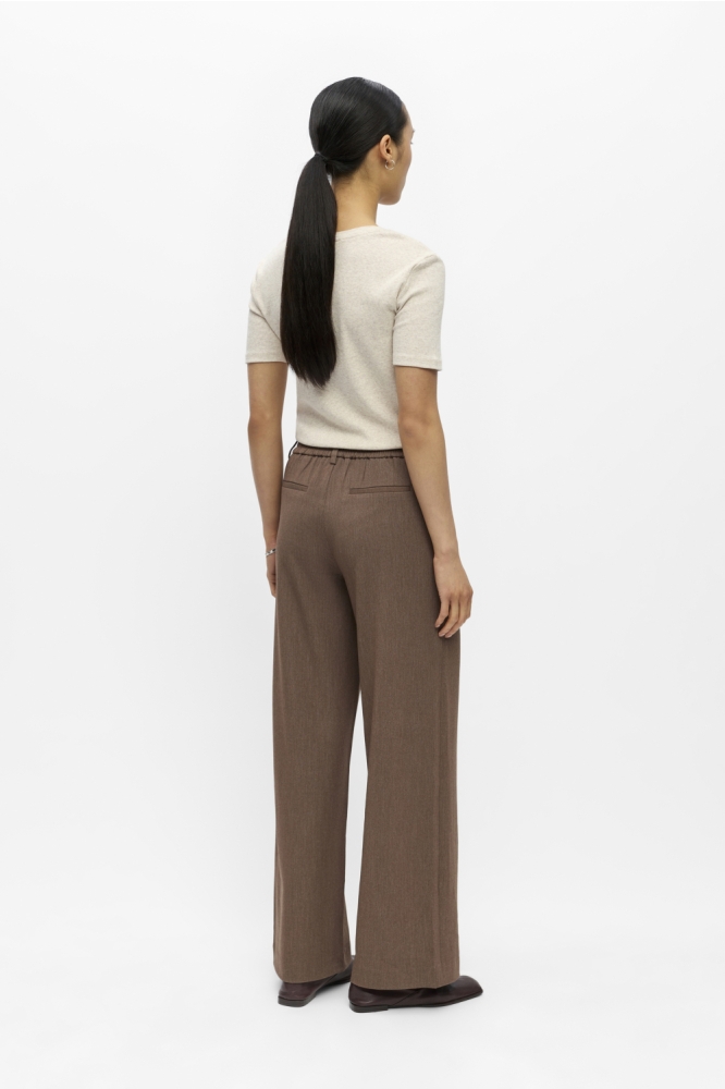 Object bruine dames broek | Model