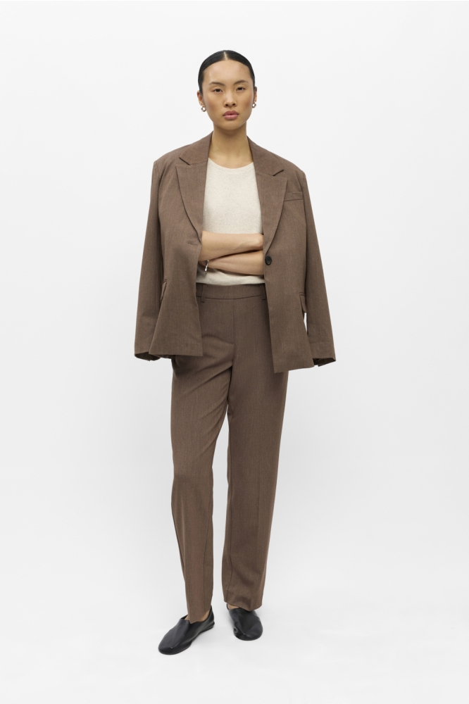 Object bruine dames broek | Model
