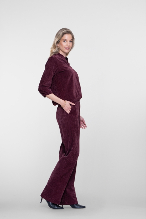 Geisha bordeaux dames broek | Model zijaanzicht