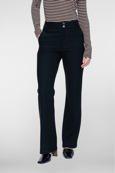 Geisha zwarte dames broek | Model vooraanzicht
