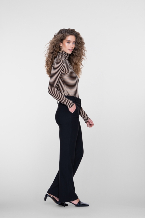 Geisha zwarte dames broek | Model zijaanzicht