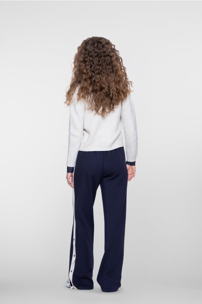 Geisha blauwe dames broek | Model achteraanzicht
