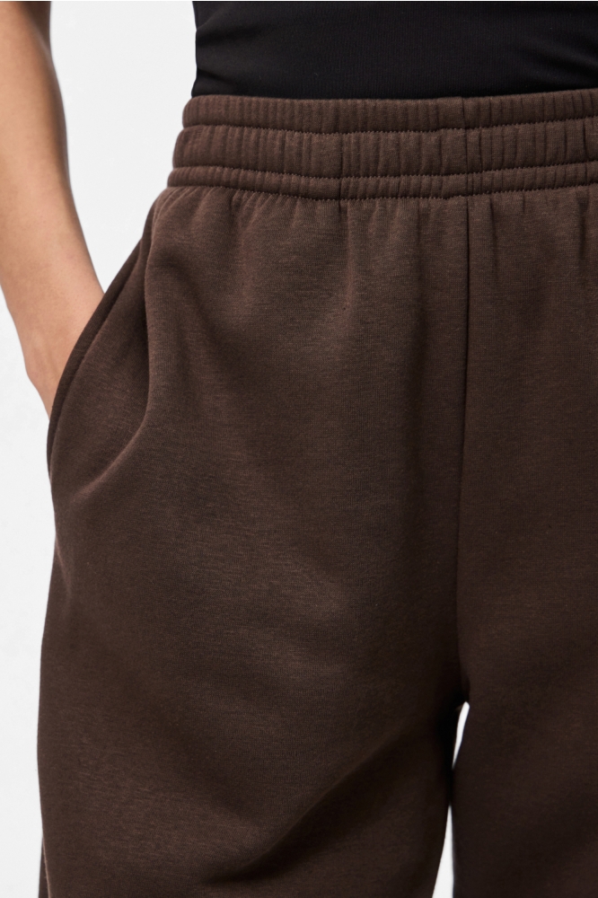 Pieces bruine dames broek | Close up