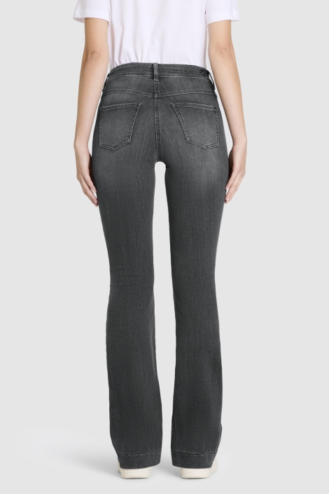 Mac grijze dames jeans | Model achteraanzicht