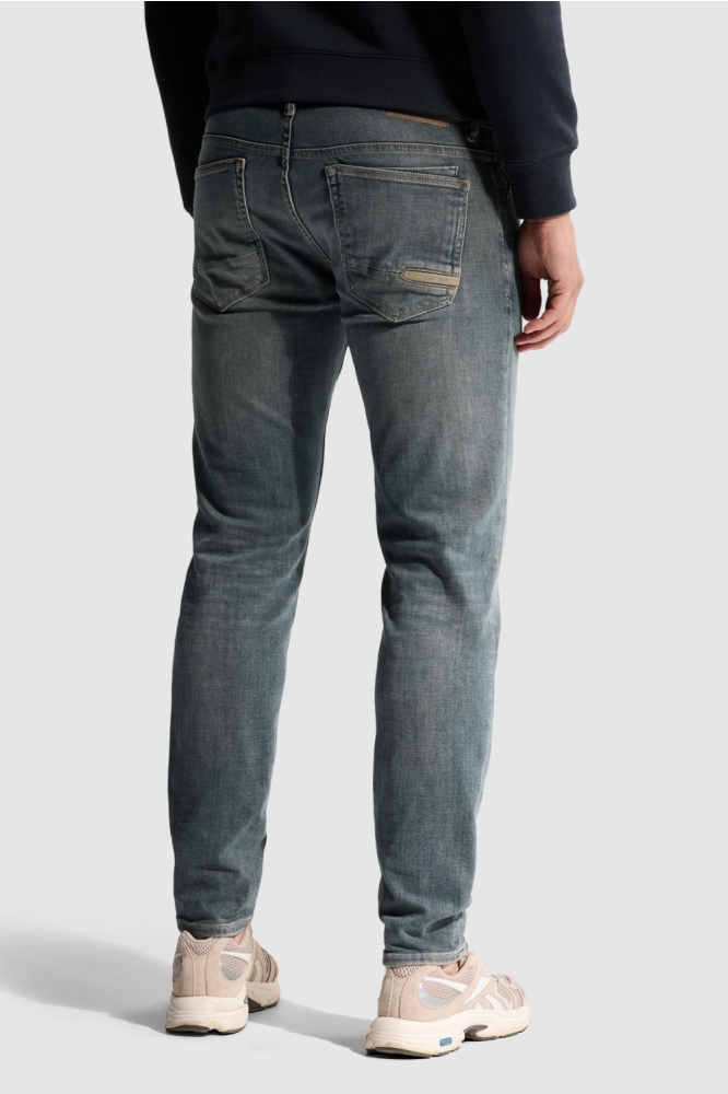 Cast Iron blauwe heren jeans | Model achteraanzicht