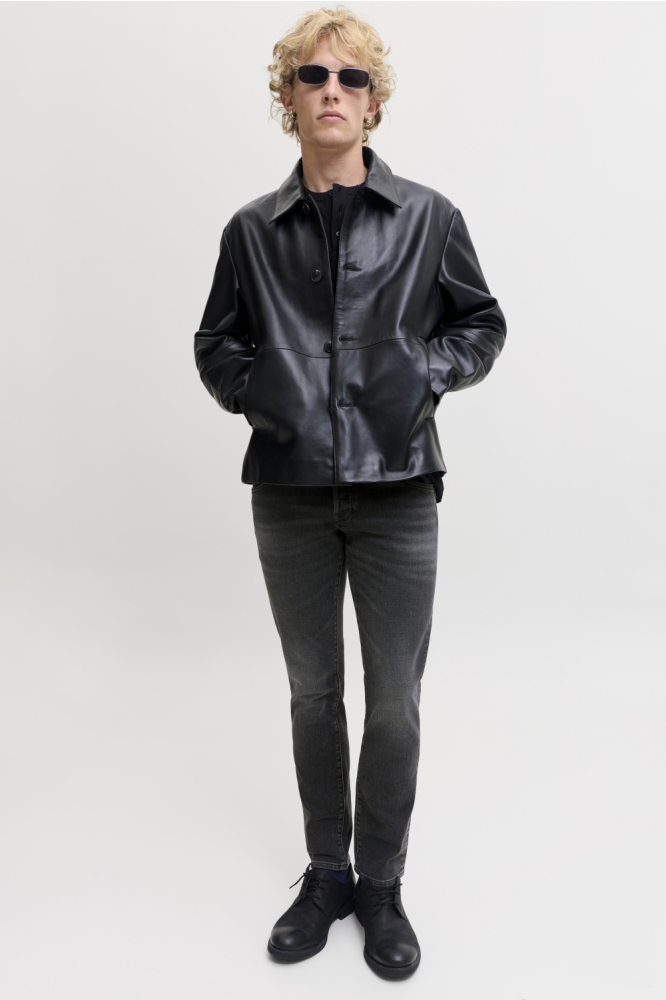 Jack & Jones zwarte heren jeans | Model