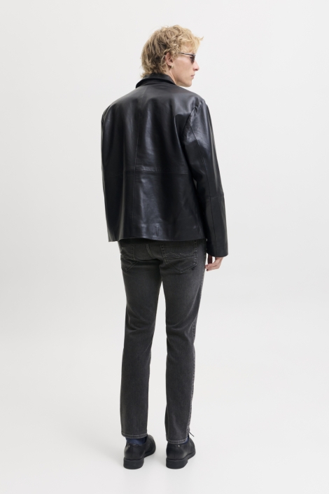 Jack & Jones zwarte heren jeans | Model